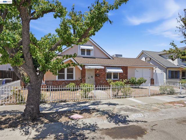 3887 Shasta Cir, Pittsburg, CA 94565