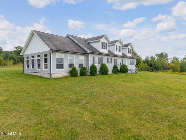 113 Bluebird Lane, Gloversville, NY 12078