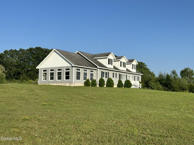 113 Bluebird Lane, Gloversville, NY 12078