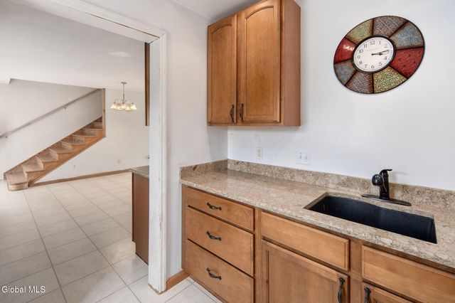 113 Bluebird Lane, Gloversville, NY 12078