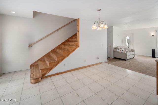 113 Bluebird Lane, Gloversville, NY 12078