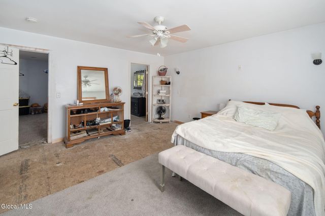 113 Bluebird Lane, Gloversville, NY 12078