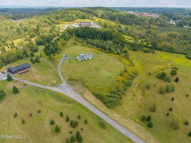 113 Bluebird Lane, Gloversville, NY 12078