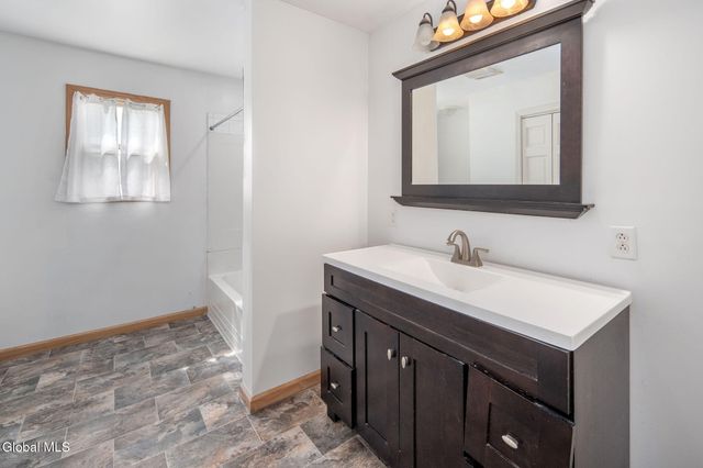 113 Bluebird Lane, Gloversville, NY 12078