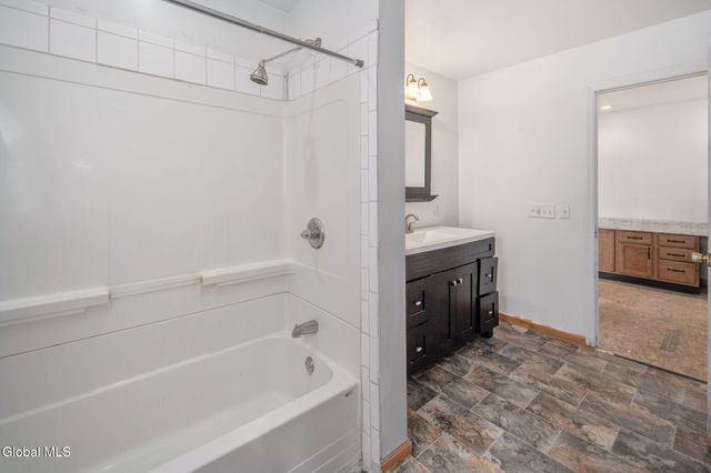 113 Bluebird Lane, Gloversville, NY 12078