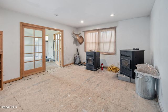 113 Bluebird Lane, Gloversville, NY 12078