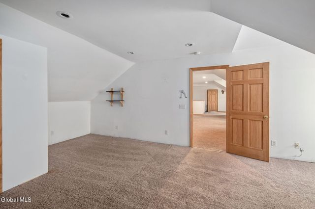 113 Bluebird Lane, Gloversville, NY 12078