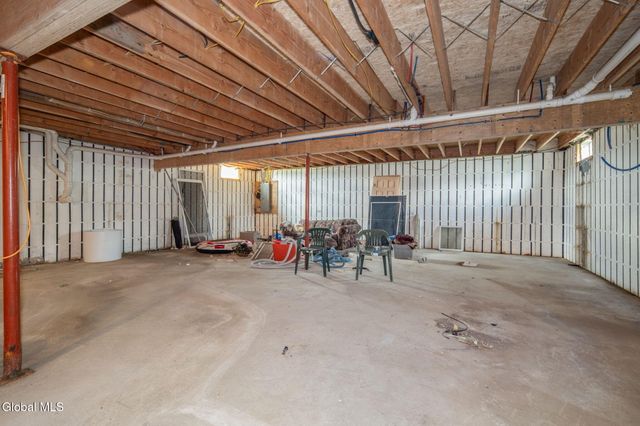 113 Bluebird Lane, Gloversville, NY 12078