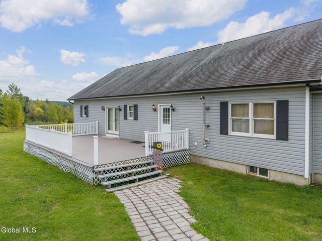 113 Bluebird Lane, Gloversville, NY 12078