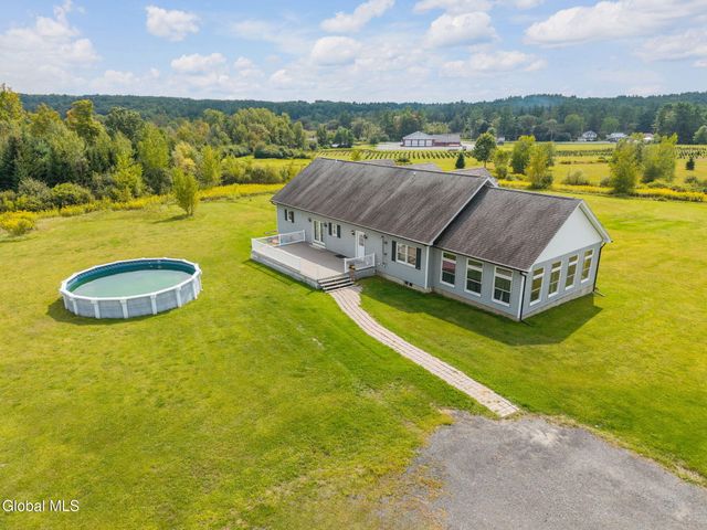 113 Bluebird Lane, Gloversville, NY 12078