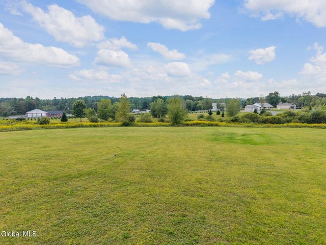 113 Bluebird Lane, Gloversville, NY 12078