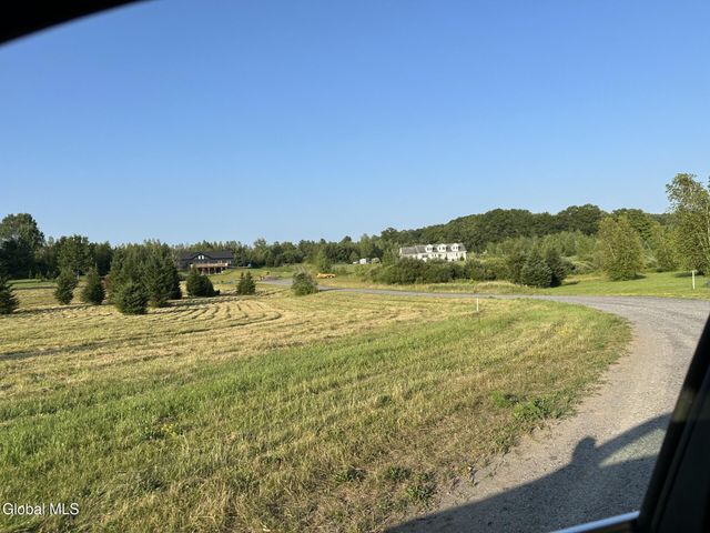 113 Bluebird Lane, Gloversville, NY 12078