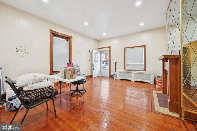 837 WYNNEWOOD RD, Philadelphia, PA 19151