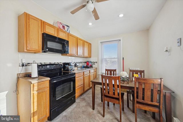 837 WYNNEWOOD RD, Philadelphia, PA 19151