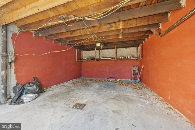 837 WYNNEWOOD RD, Philadelphia, PA 19151