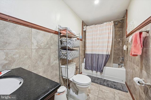 837 WYNNEWOOD RD, Philadelphia, PA 19151