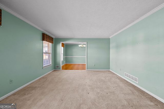 105 Walden Way, Fayetteville, GA 30214