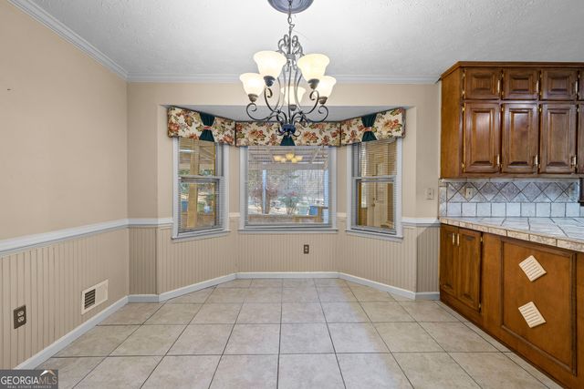 105 Walden Way, Fayetteville, GA 30214