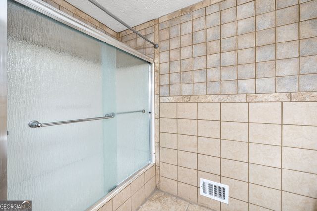 105 Walden Way, Fayetteville, GA 30214