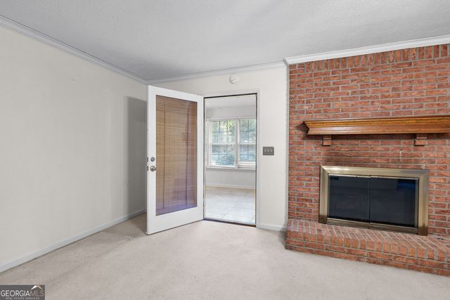 105 Walden Way, Fayetteville, GA 30214