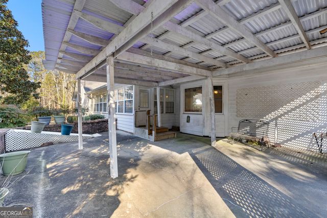 105 Walden Way, Fayetteville, GA 30214