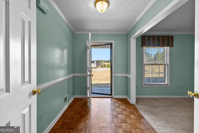 105 Walden Way, Fayetteville, GA 30214