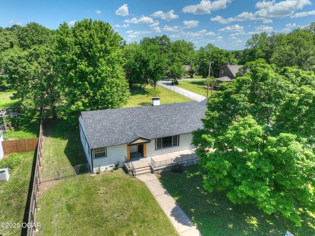 540 E 4th Street, Baxter Springs, KS 66713