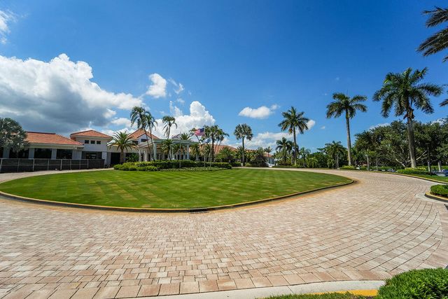8213 QUAIL MEADOW Trace, West Palm Beach, FL 33412