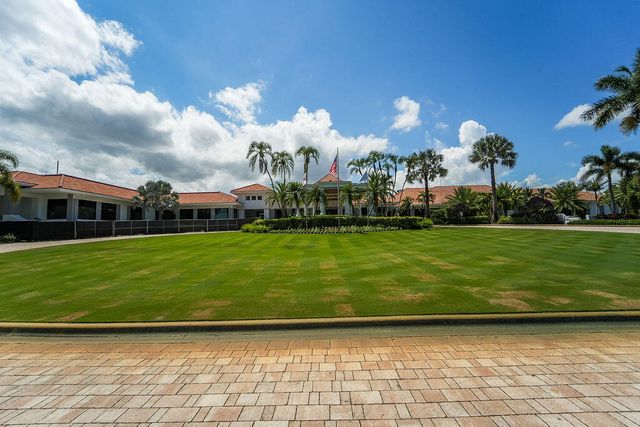 8213 QUAIL MEADOW Trace, West Palm Beach, FL 33412