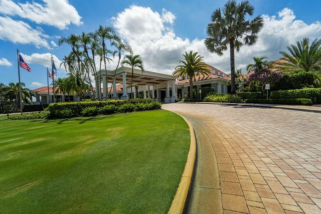 8213 QUAIL MEADOW Trace, West Palm Beach, FL 33412