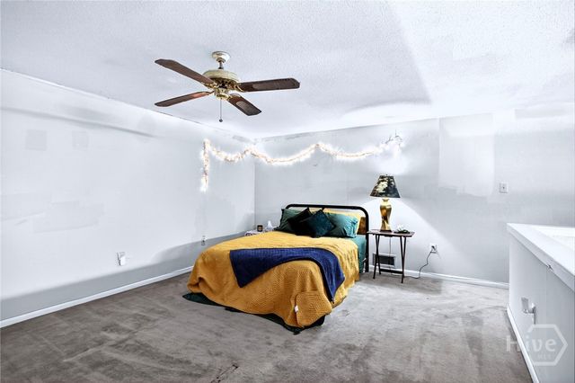 102 Stuart Street, Savannah, GA 31405