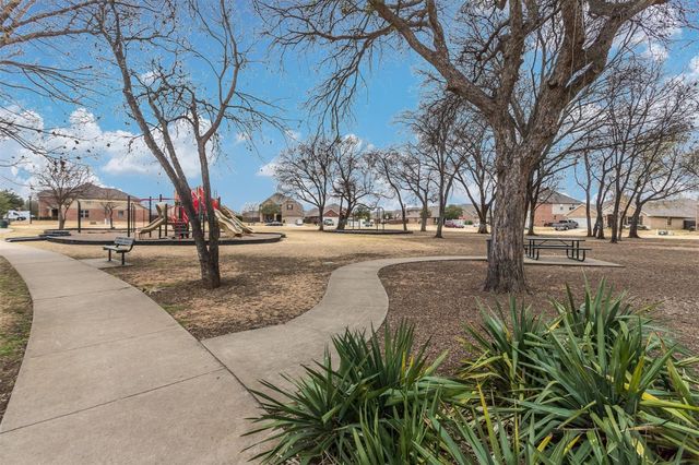 1405 Villa Paloma Boulevard, Little Elm, TX 75068