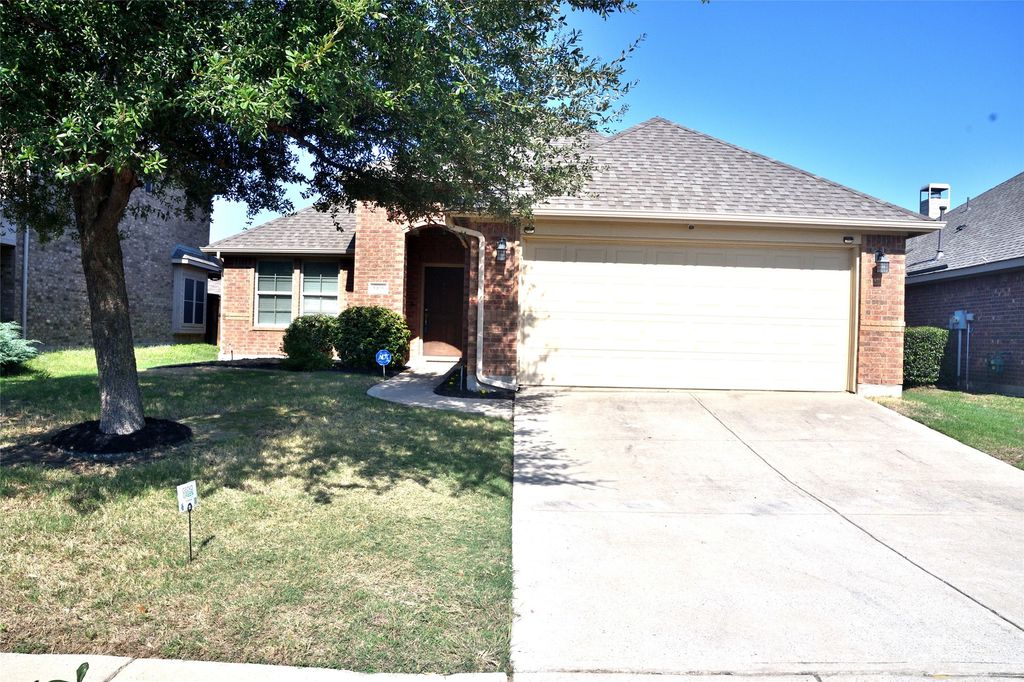 1405 Villa Paloma Boulevard, Little Elm, TX 75068