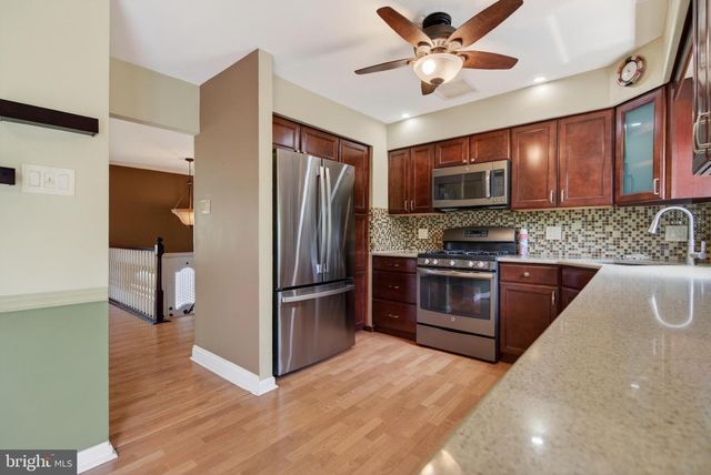 29 CLARK DR, Barrington, NJ 08007