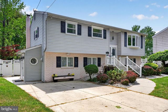 29 CLARK DR, Barrington, NJ 08007