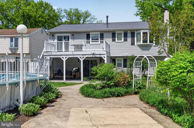 29 CLARK DR, Barrington, NJ 08007