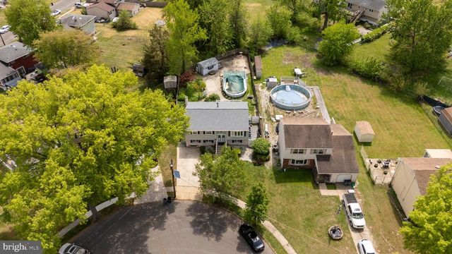 29 CLARK DR, Barrington, NJ 08007