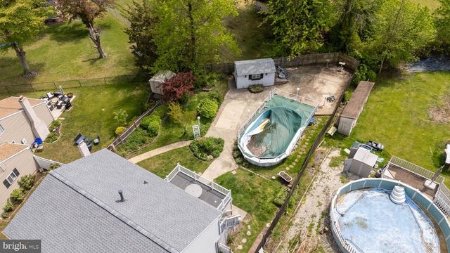 29 CLARK DR, Barrington, NJ 08007