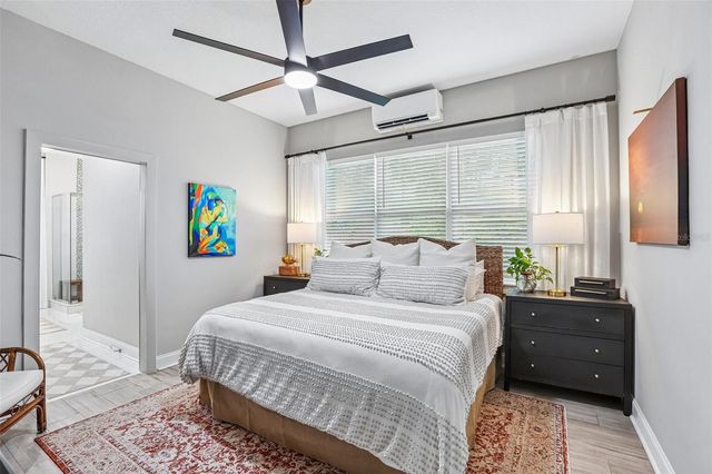 472 36TH AVENUE N, St Petersburg, FL 33704