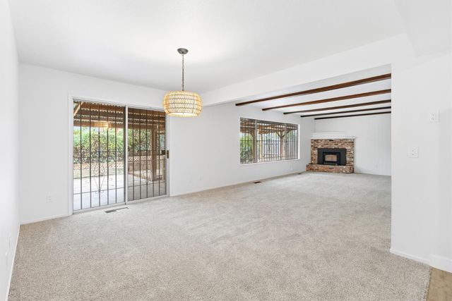 4366 Greenwich Cir, Sacramento, CA 95823