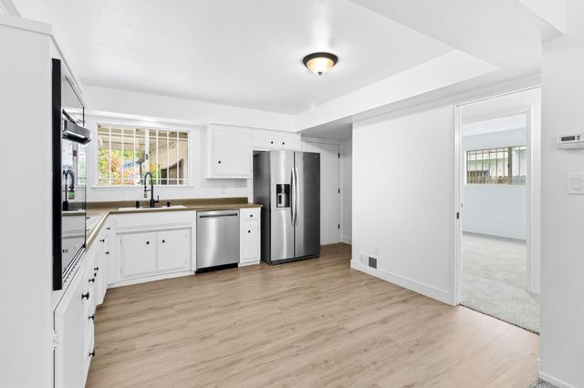 4366 Greenwich Cir, Sacramento, CA 95823