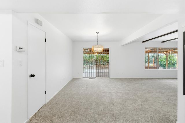 4366 Greenwich Cir, Sacramento, CA 95823