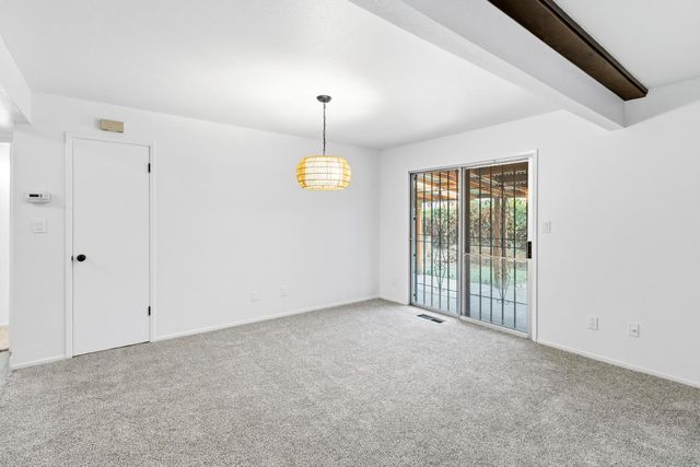 4366 Greenwich Cir, Sacramento, CA 95823