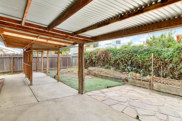 4366 Greenwich Cir, Sacramento, CA 95823