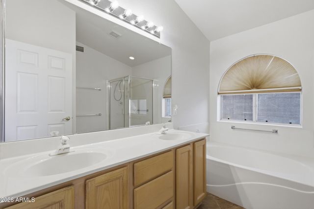 17985 N COYOTE LAKES Parkway, Surprise, AZ 85378