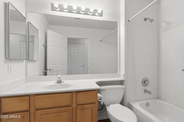 17985 N COYOTE LAKES Parkway, Surprise, AZ 85378