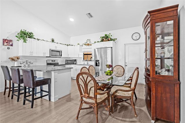 9012 S INDIO CT, La Belle, FL 33935