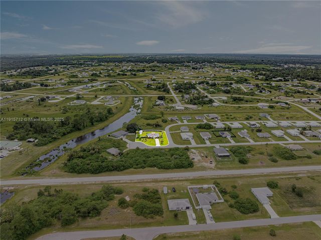 9012 S INDIO CT, La Belle, FL 33935