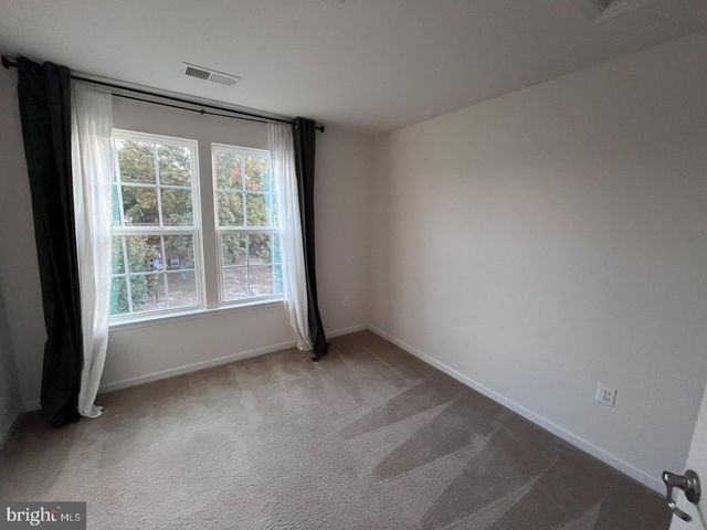 1118 OAKWOOD ST, Fredericksburg, VA 22401