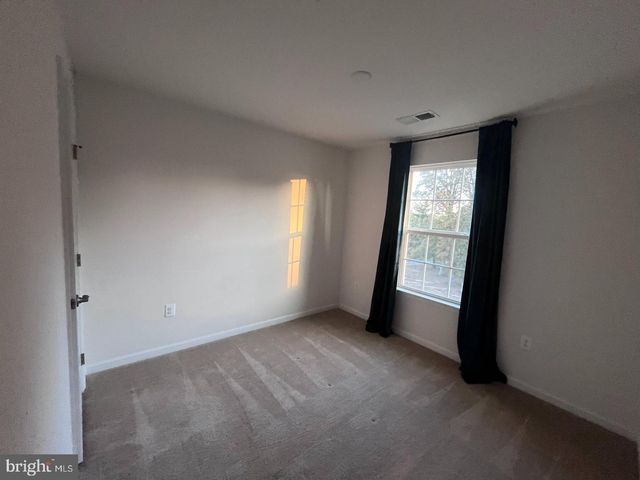 1118 OAKWOOD ST, Fredericksburg, VA 22401